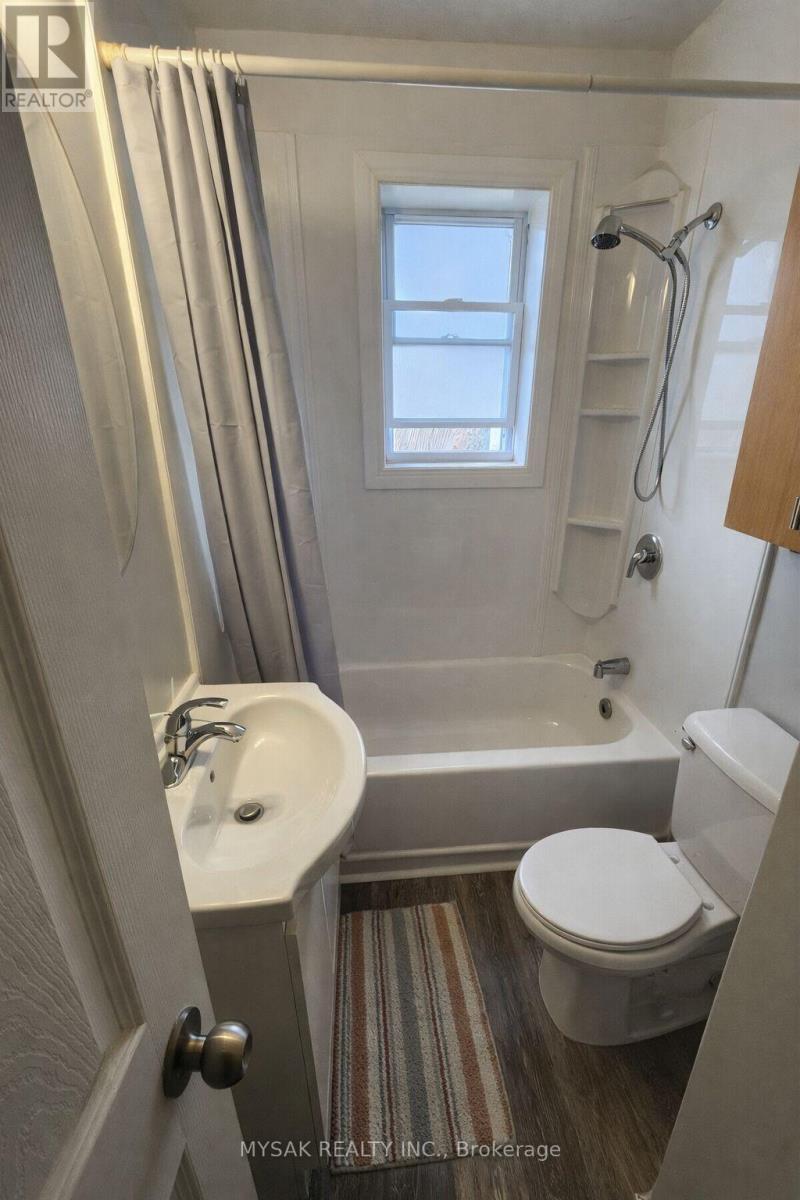 32-36 Welland Avenue, St. Catharines, Ontario  L2R 2M3 - Photo 11 - X13558406