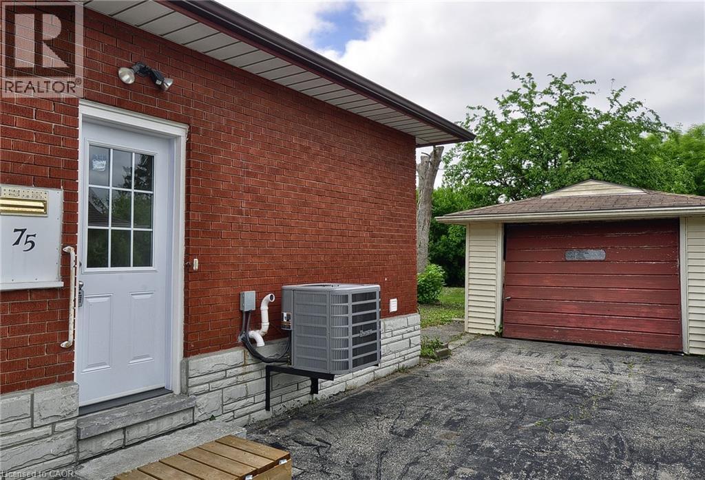 75 Olympic Drive E Unit# Lower, Kitchener, Ontario  N2M 3S7 - Photo 2 - 40845973