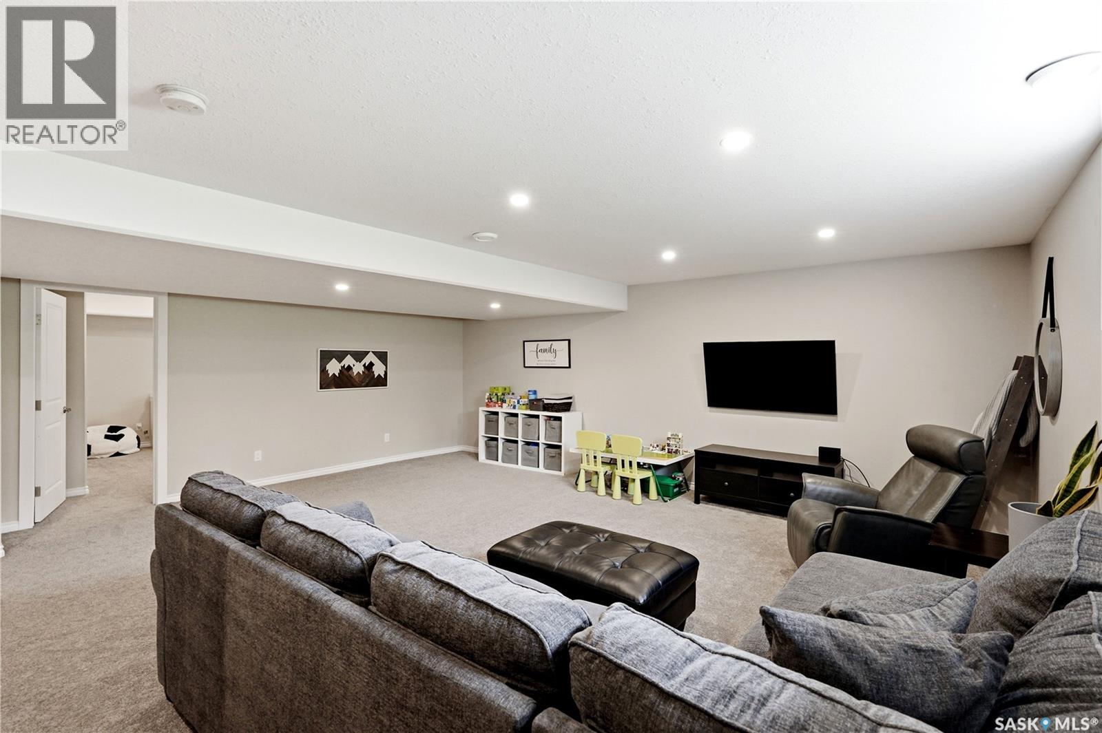 315 Werschner Lane, Saskatoon, Saskatchewan  S7V 0C9 - Photo 40 - SK042339
