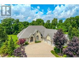 33 CASSIN COURT, Puslinch, Ontario
