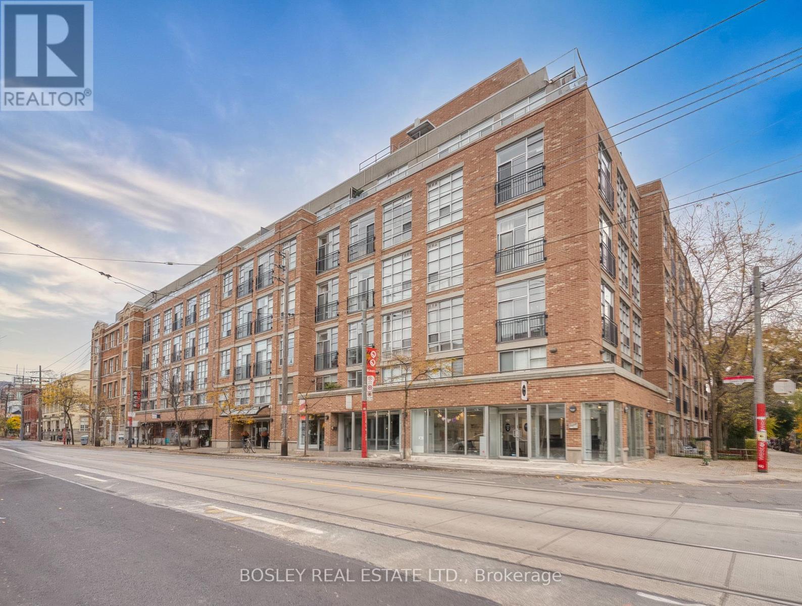 311 - 955 QUEEN STREET W, Toronto, Ontario