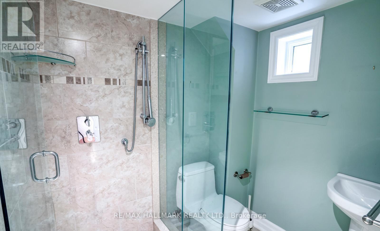 62 Lankin Boulevard, Toronto, Ontario  M4J 4X1 - Photo 24 - E13558086