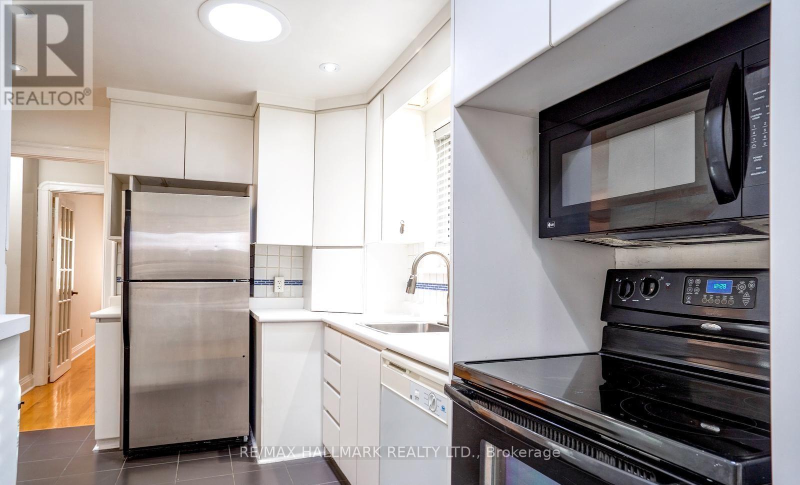 62 Lankin Boulevard, Toronto, Ontario  M4J 4X1 - Photo 13 - E13558086