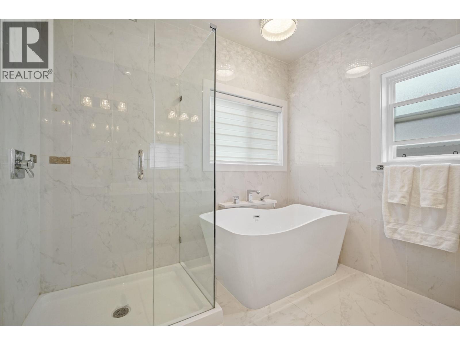 1381 Coast Meridian Road, Coquitlam, British Columbia  V3E 3H1 - Photo 27 - R3145664