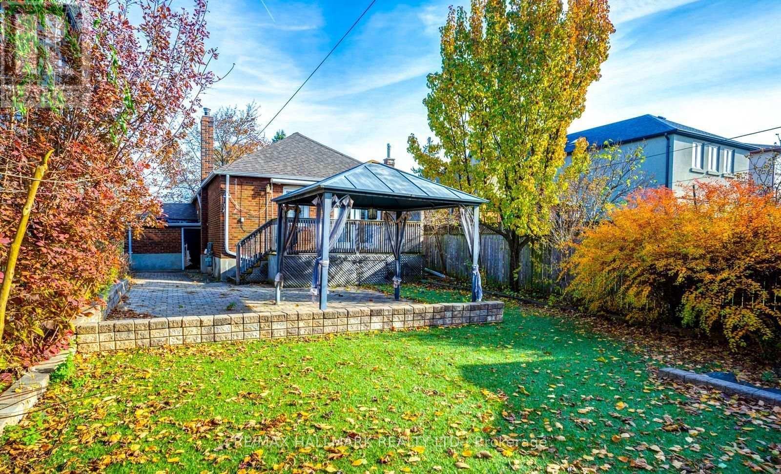 62 Lankin Boulevard, Toronto, Ontario  M4J 4X1 - Photo 26 - E13558086