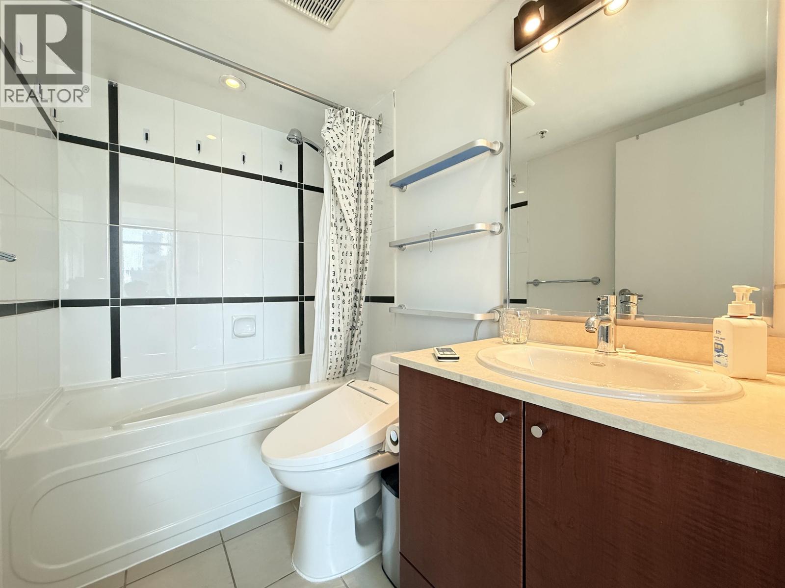 1407 610 Granville Street, Vancouver, British Columbia  V6C 3T3 - Photo 10 - R3145676