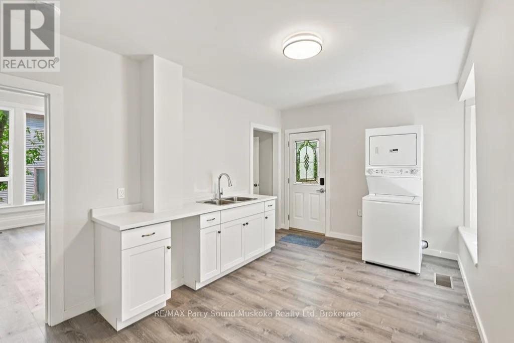18 William Street, Parry Sound, Ontario  P2A 1V1 - Photo 13 - X13558552