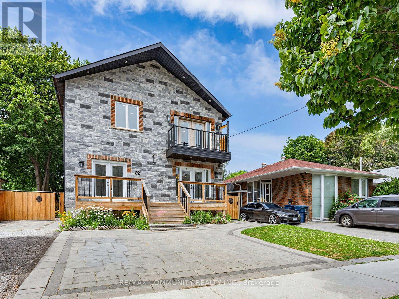 12 JANRAY DRIVE, Toronto (Woburn)