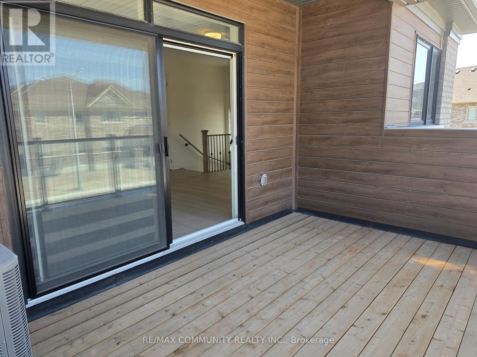 79 Rackham Lane, Clarington, Ontario  L1E 0M3 - Photo 3 - E13555846