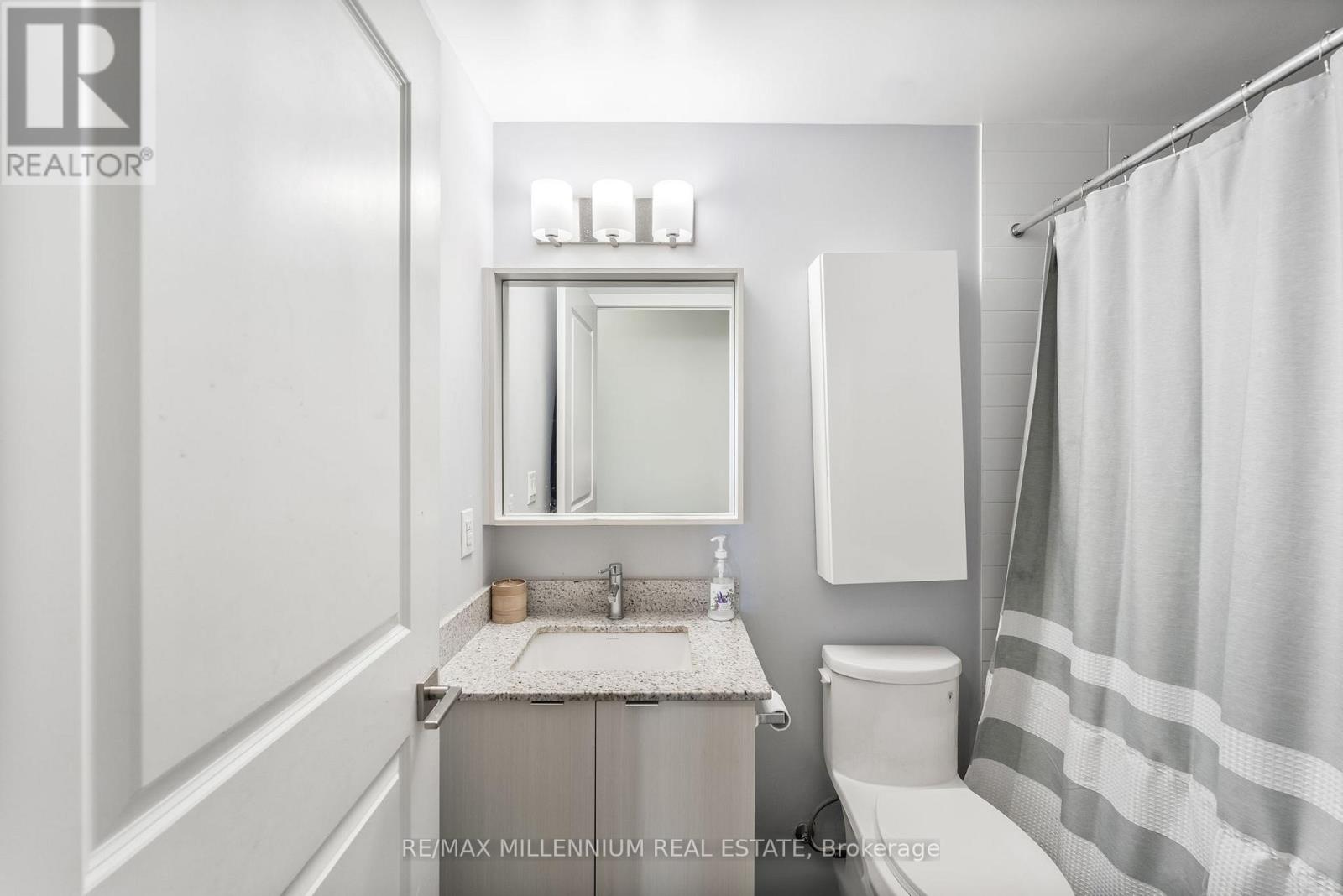 402 - 4633 GLEN ERIN DRIVE