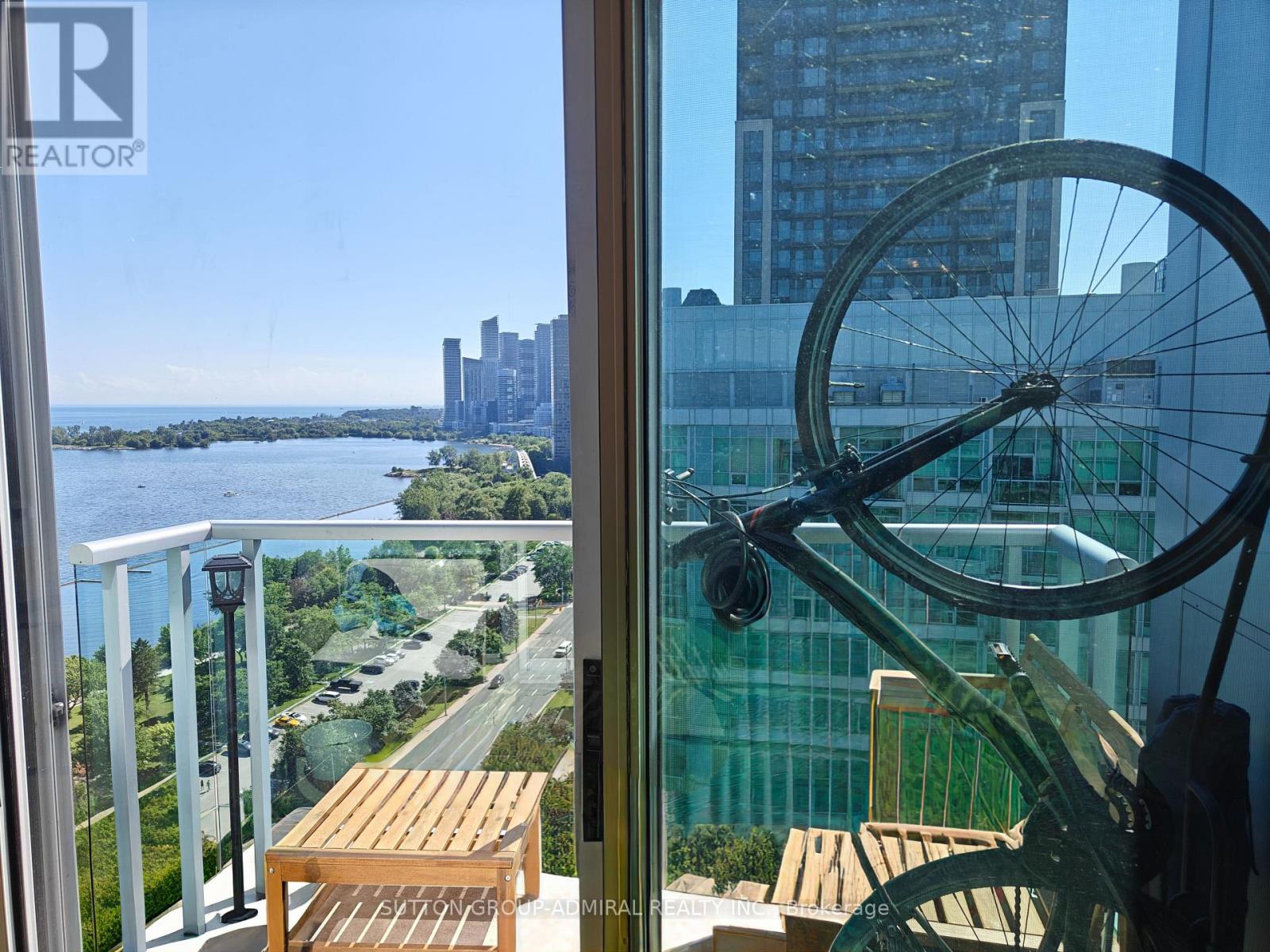 Ph04 - 1900 Lake Shore Boulevard W, Toronto, Ontario  M6S 1A4 - Photo 16 - W13557980