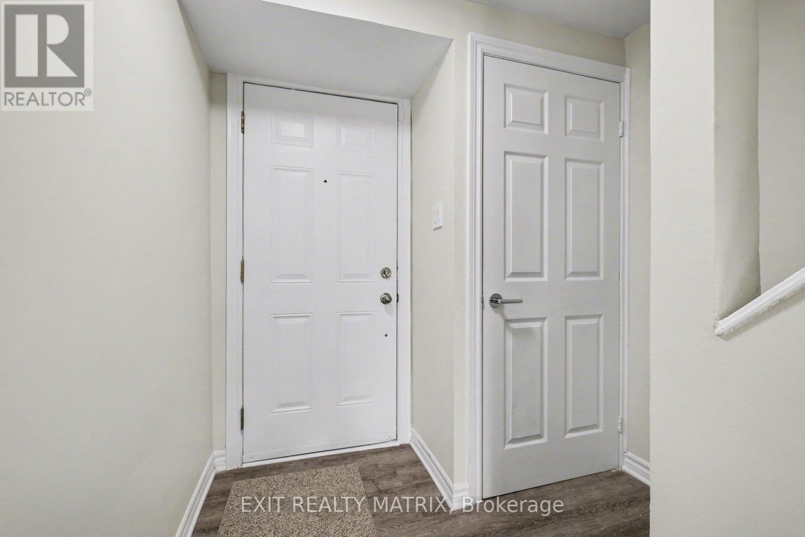 B - 1468 Heatherington Road, Ottawa, Ontario  K1V 6S1 - Photo 3 - X13216024
