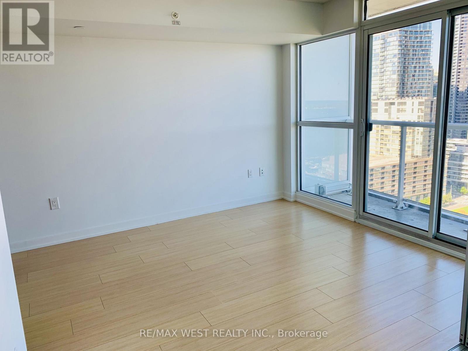 2902 - 75 Queens Wharf Road, Toronto (Waterfront Communities), Ontario  M5V 0J8 - Photo 5 - C13160504