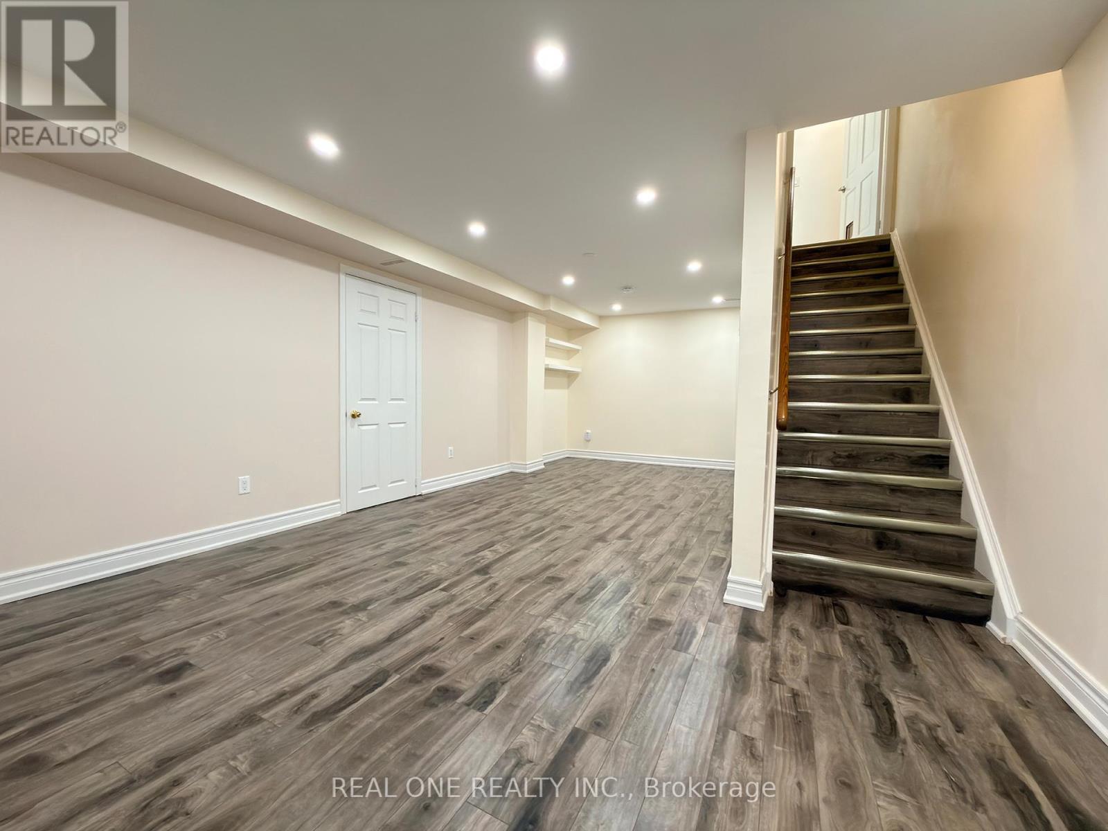 1585 Crombie Road, Mississauga, Ontario  L5J 4J1 - Photo 35 - W13493962