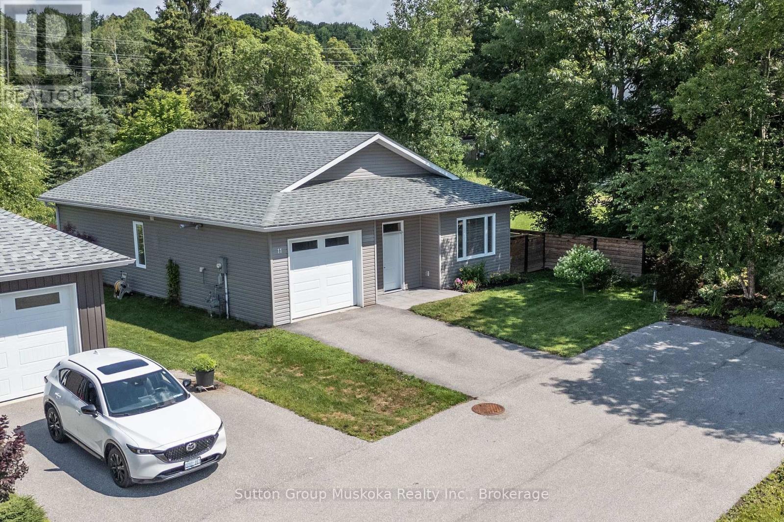 6 - 11 Autumn Lane, Huntsville, Ontario  P1H 0C7 - Photo 3 - X13558634