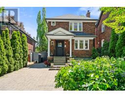 111 CHUDLEIGH AVENUE, Toronto, Ontario