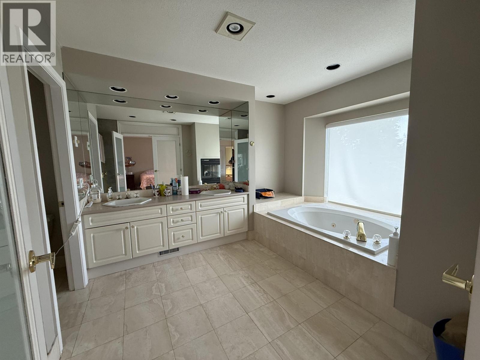 3938 BRAEMAR PLACE — photo 23