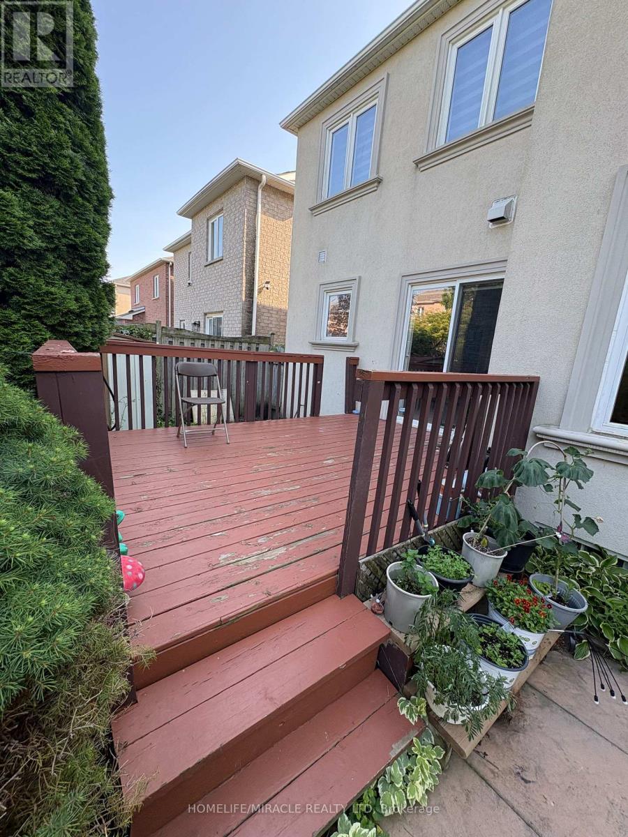 15 Nobbs Drive, Ajax, Ontario  L1T 4M1 - Photo 12 - E13558744