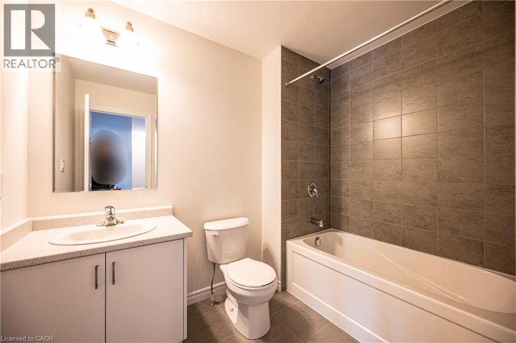 18 Pine Warbler Street, Kitchener, Ontario  N2P 0L6 - Photo 6 - 40847805