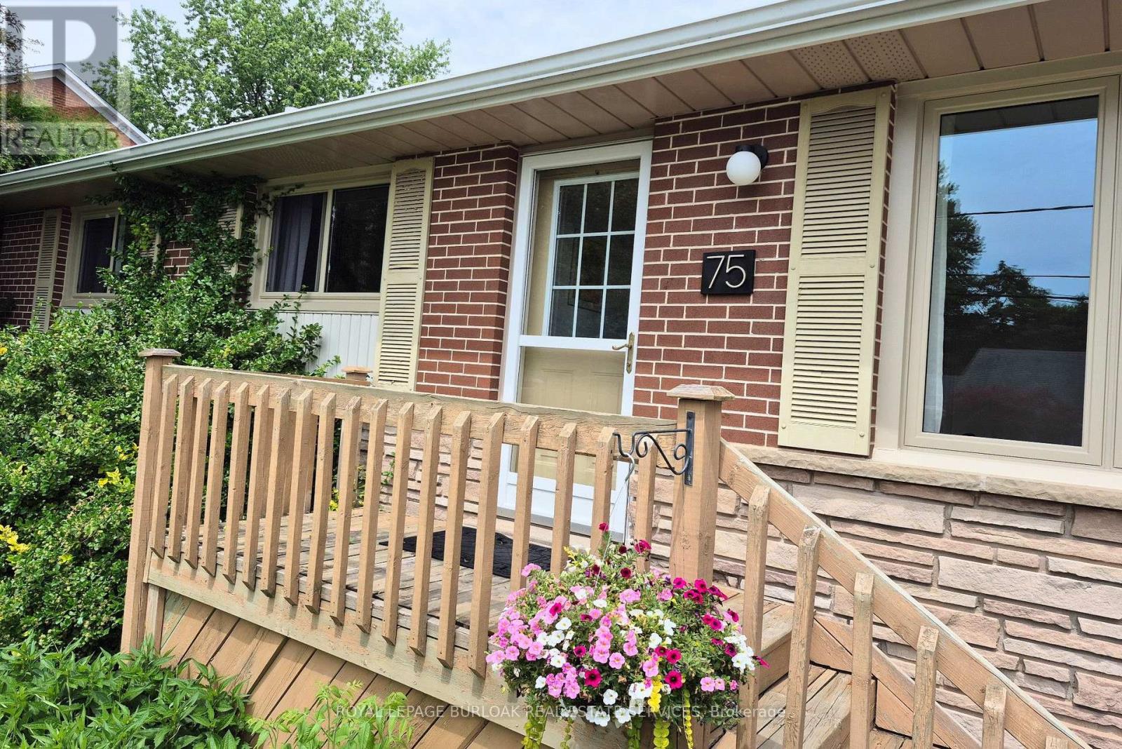 75 Flamboro Street, Hamilton, Ontario  L0R 2H0 - Photo 2 - X13558740