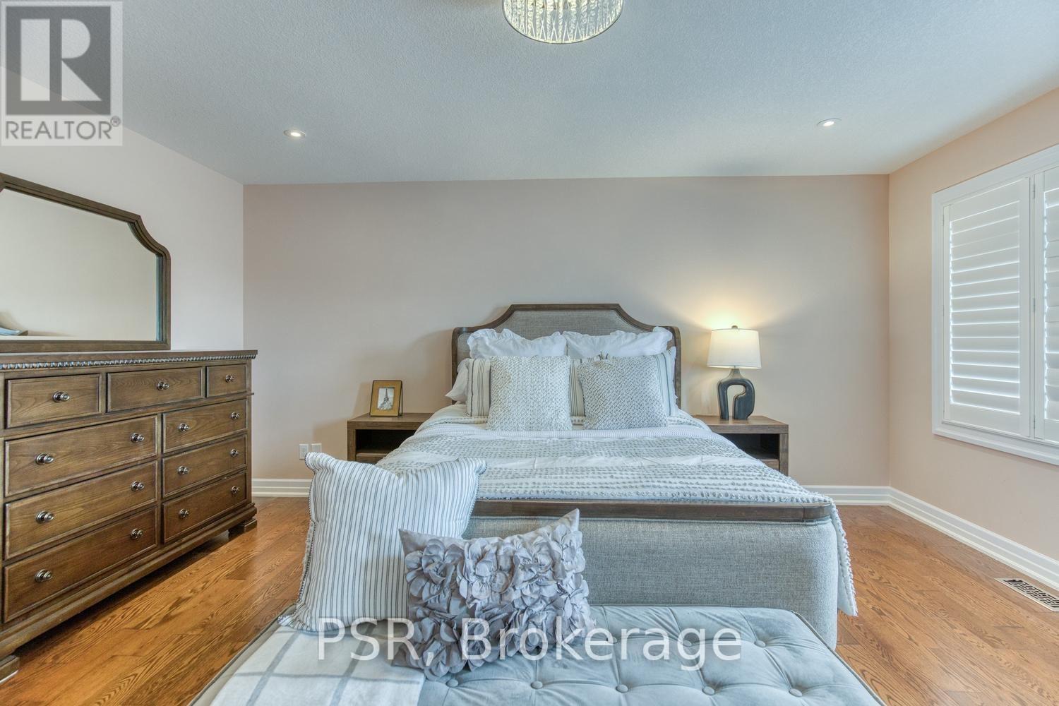540 Landgren Court, Waterloo, Ontario  N2A 4J7 - Photo 16 - X13558750