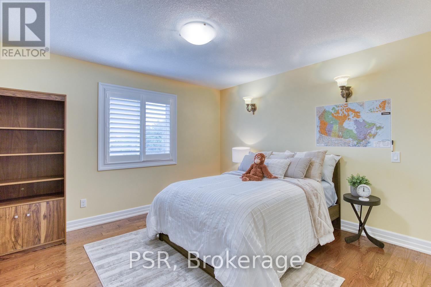 540 Landgren Court, Waterloo, Ontario  N2A 4J7 - Photo 22 - X13558750