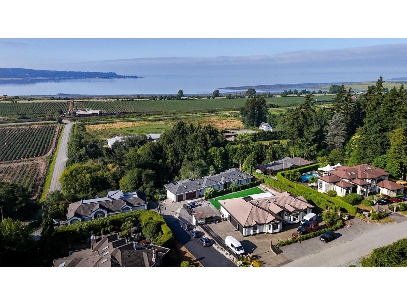 12528 52a Avenue Avenue, Surrey, British Columbia  X3X 3K3 - Photo 33 - R3145616
