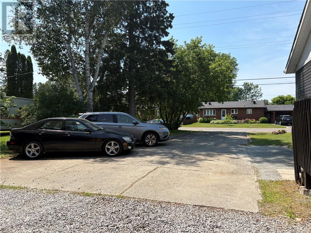 4298 Theresa Street, Hanmer, Ontario  P3P 1N4 - Photo 3 - 2129165