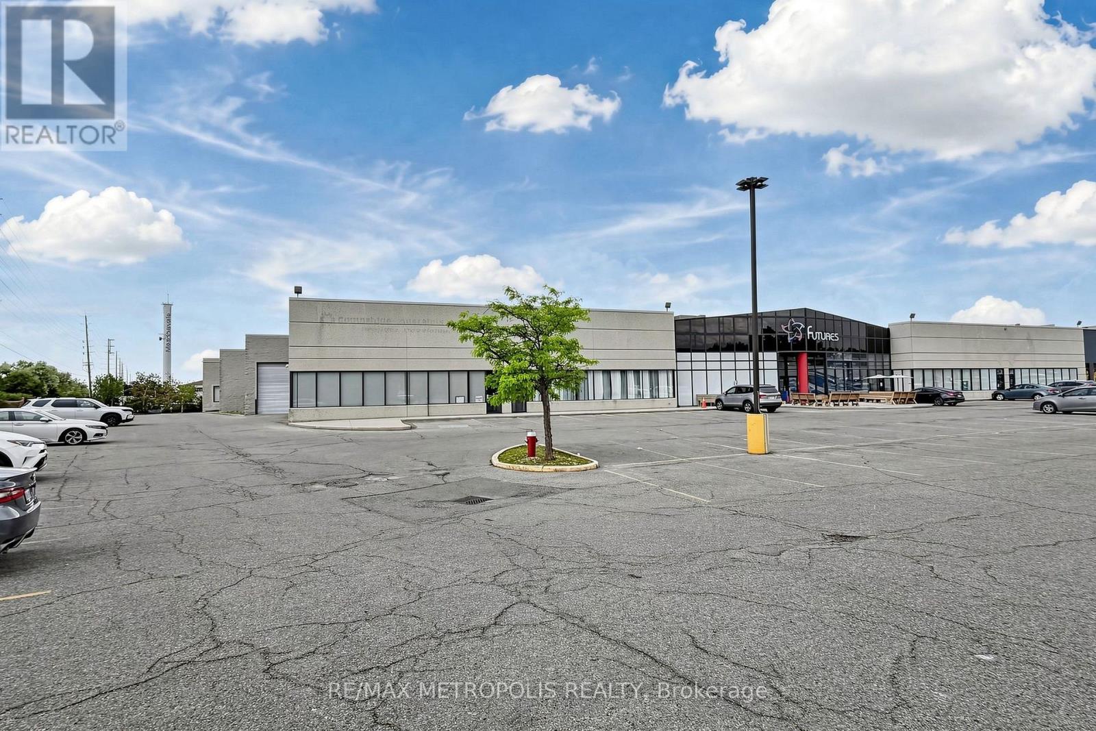 13 - 6991 Millcreek Drive, Mississauga, Ontario  L5N 6B9 - Photo 1 - W13558830