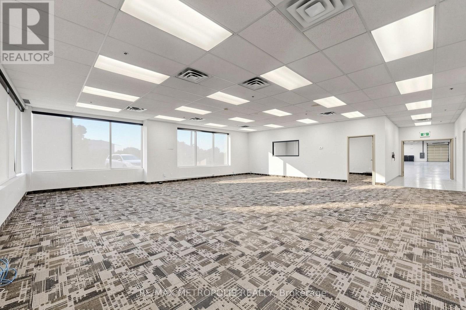 13 - 6991 Millcreek Drive, Mississauga, Ontario  L5N 6B9 - Photo 4 - W13558830