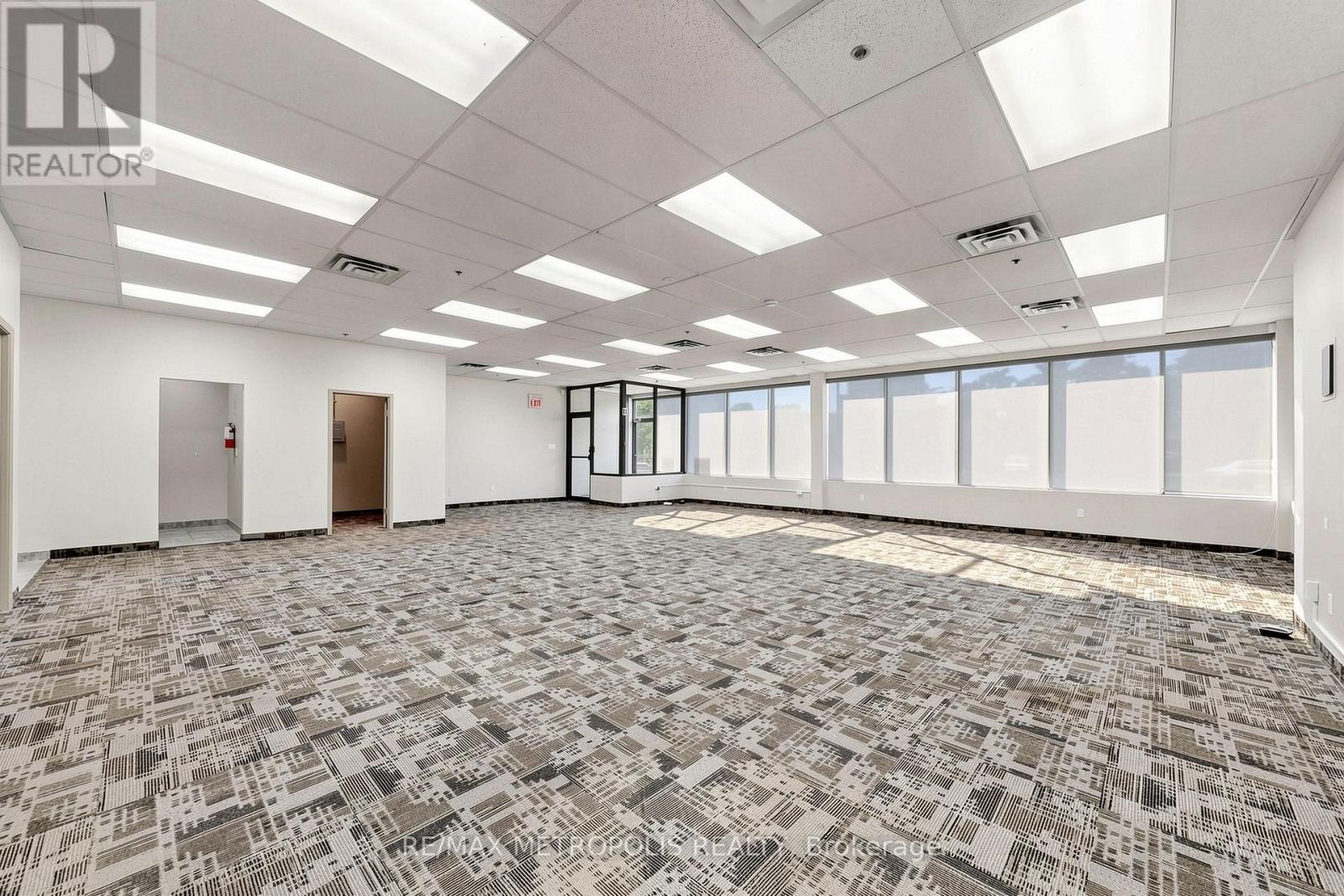 13 - 6991 Millcreek Drive, Mississauga, Ontario  L5N 6B9 - Photo 6 - W13558830