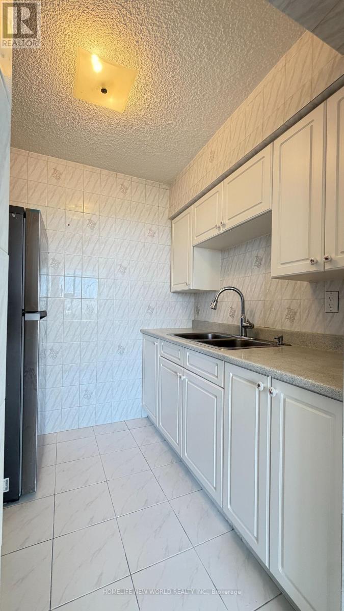 1114 - 50 Lotherton Pathway, Toronto, Ontario  M6B 2G7 - Photo 6 - W13558872