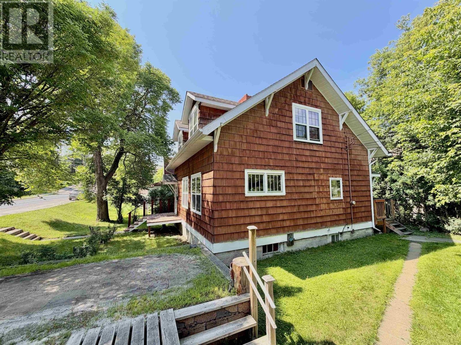 214 Matheson St N, Kenora, Ontario  P9N 3G4 - Photo 2 - TB2601934