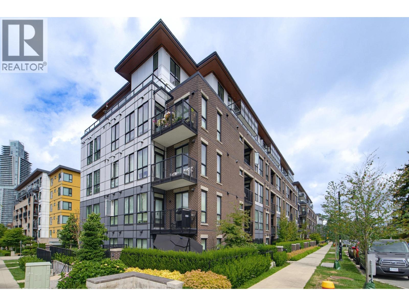 220 750 Dogwood Street, Coquitlam, British Columbia V3J 4B7 - Photo 3 - R3145647