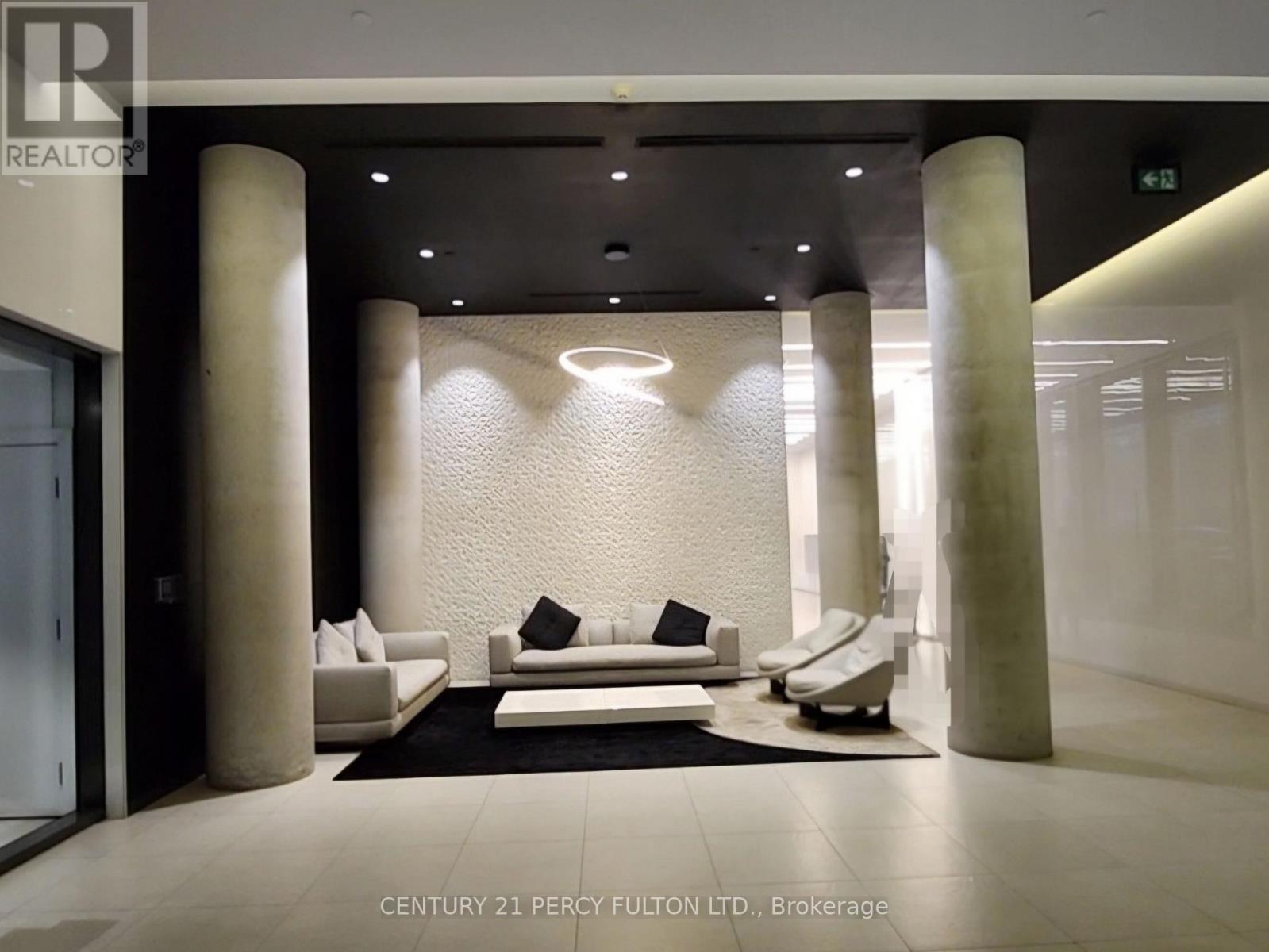 1014 - 158 Front Street E, Toronto, Ontario  M5A 0K9 - Photo 2 - C13557660