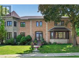 898 STONEHAVEN AVENUE, Newmarket, Ontario
