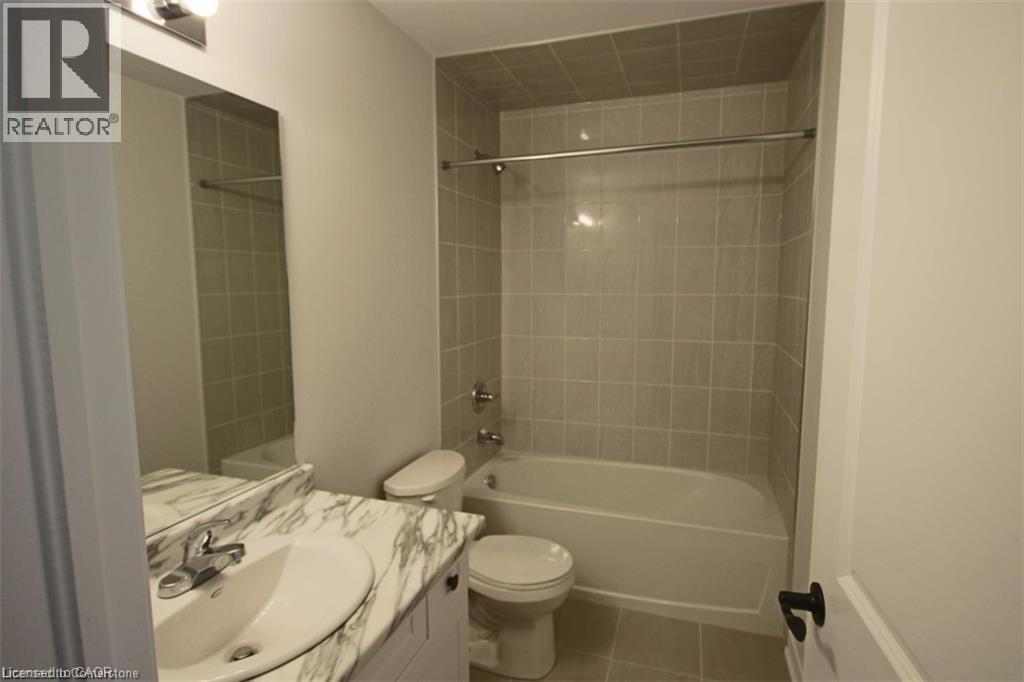 51 Gibson Avenue, Hamilton, Ontario  L8L 6J7 - Photo 13 - 40847211