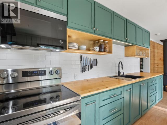 58 11th Avenue, Whitehorse, Yukon  Y1A 4H9 - Photo 10 - 17500