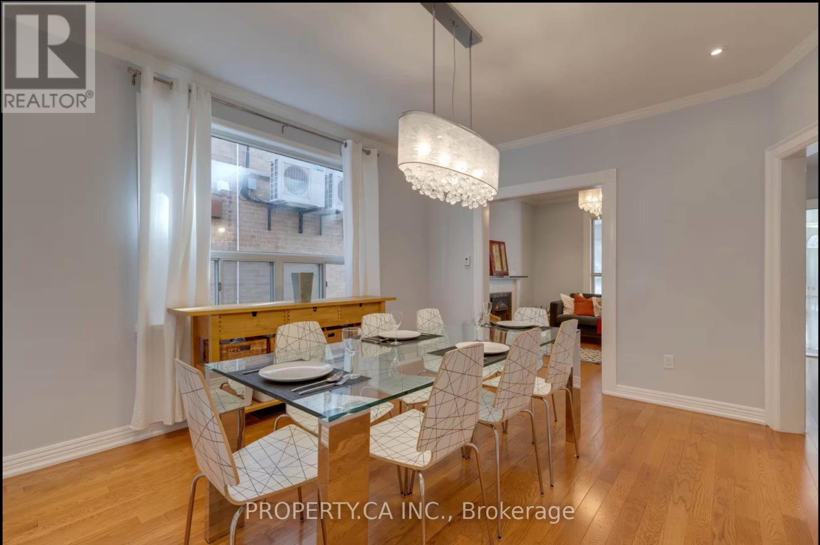 34 Ashbury Avenue, Toronto, Ontario  M6V 1V7 - Photo 3 - C13558924