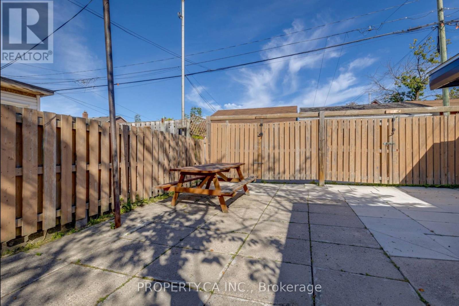 34 Ashbury Avenue, Toronto, Ontario  M6V 1V7 - Photo 9 - C13558924