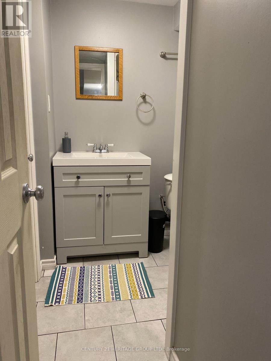 Bsmt - 17 Gailong Court, Toronto, Ontario  M3A 1X7 - Photo 9 - C13558952