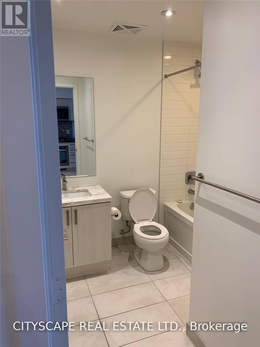 606 - 501 St. Clair Avenue W, Toronto (Casa Loma), Ontario  M5P 0A2 - Photo 5 - C13558956