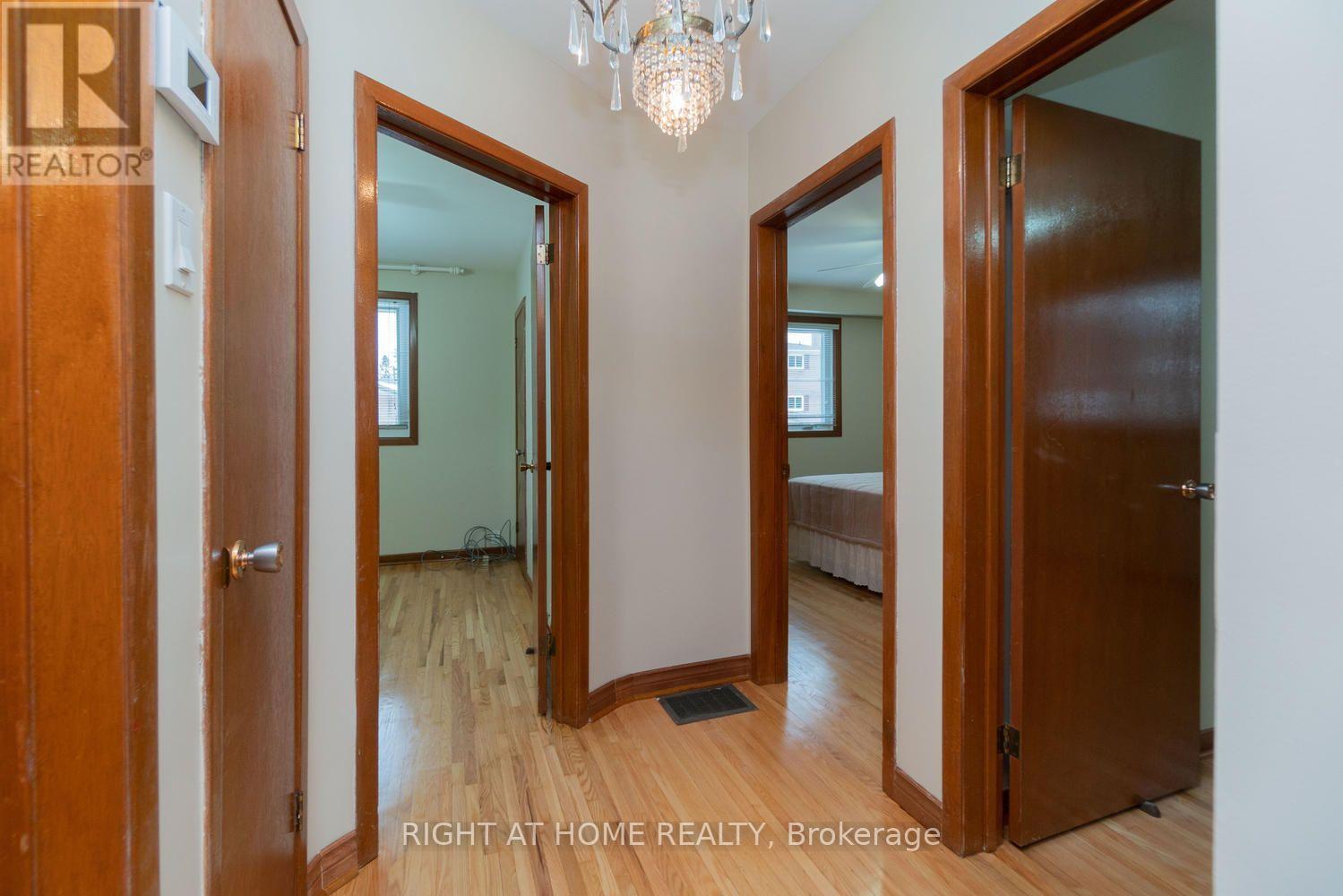 55 Limevale Crescent, Toronto, Ontario  M1E 2K5 - Photo 7 - E13558912