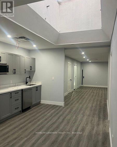 101 - 2nd Flr - 200 Tiffield Road, Toronto, Ontario M1V 5J1 - Photo 5 - E13558962