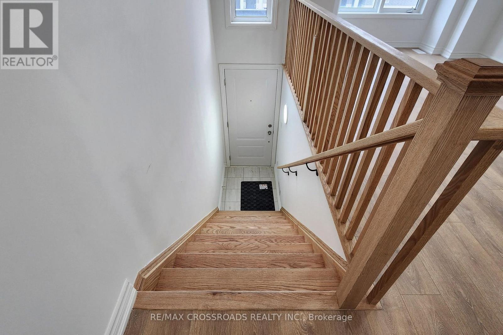 781 Kootenay Path, Oshawa, Ontario L1H 6R3 - Photo 4 - E13558988
