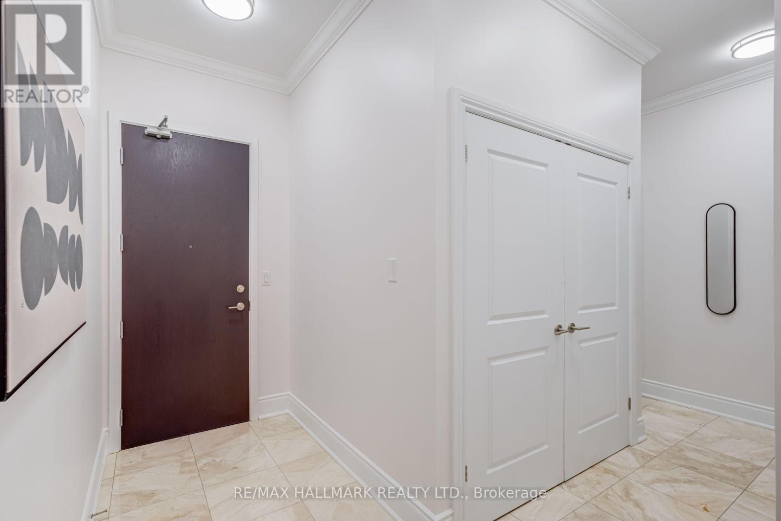 Ph631 - 281 Woodbridge Avenue, Vaughan (West Woodbridge), Ontario  L4L 0C6 - Photo 2 - N13558992