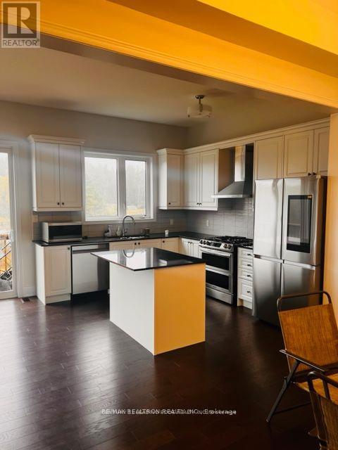 184 Sunset Vista Court, Aurora, Ontario  L4G 3Y1 - Photo 4 - N13559000
