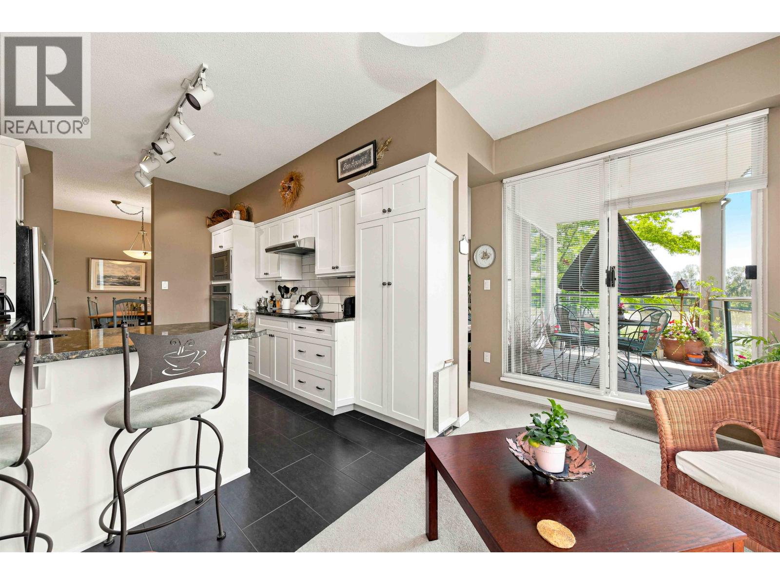 308 8 Laguna Court, New Westminster, British Columbia V3M 6M6 - Photo 12 - R3145492