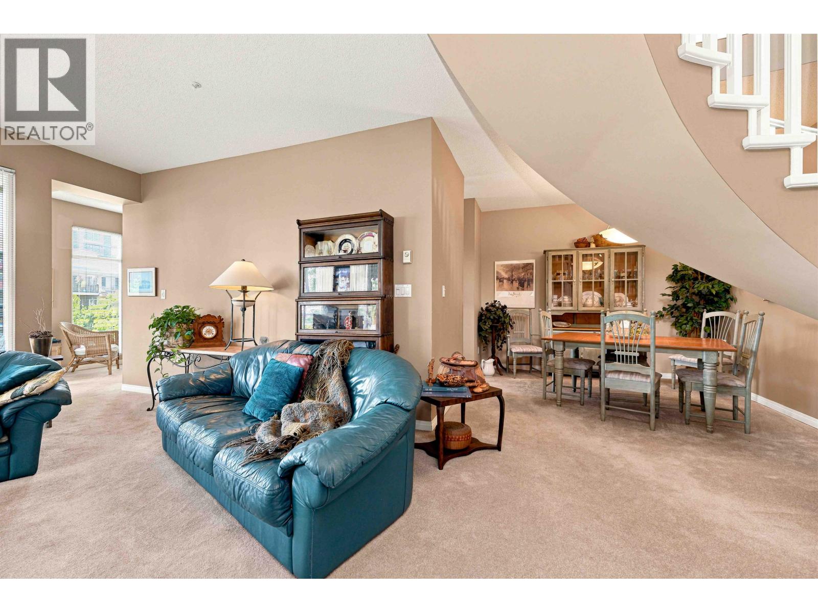 308 8 Laguna Court, New Westminster, British Columbia V3M 6M6 - Photo 6 - R3145492