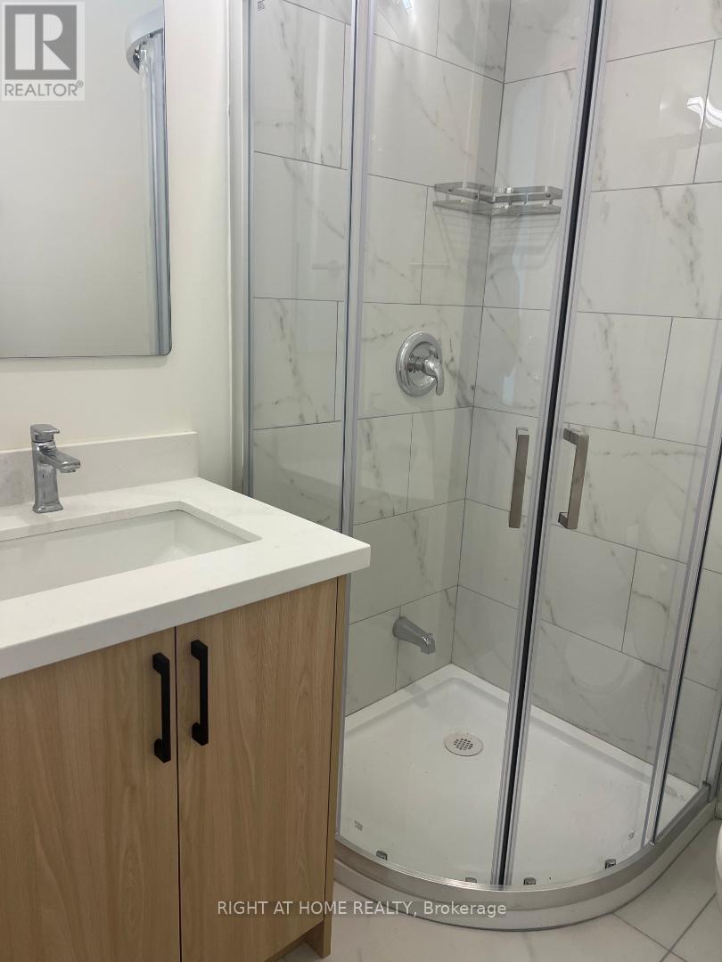 61 Gladys Road, Toronto, Ontario  M1C 1C7 - Photo 5 - E13551656